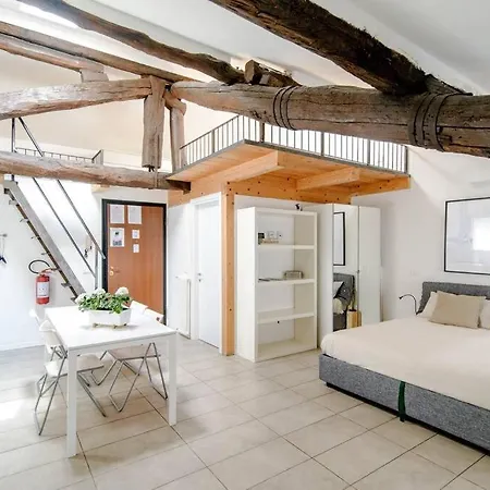 Central Apartman Como